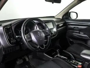 Mitsubishi  10