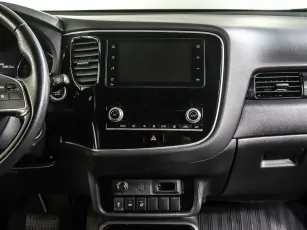 Mitsubishi  13