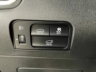 Kia  11