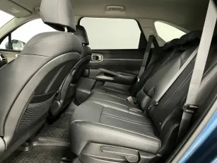 Kia  12