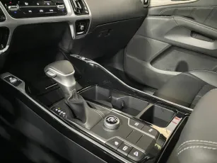 Kia  6