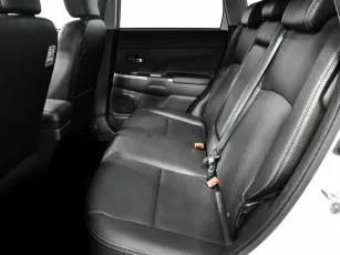 Mitsubishi  11