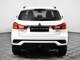 Mitsubishi  4