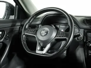 Nissan  12