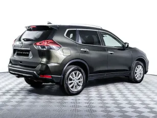 Nissan  5