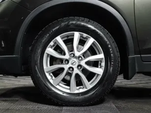 Nissan  8