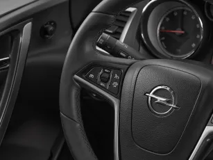 Opel  12