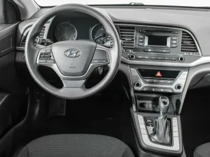 Hyundai  10