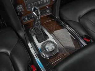 Infiniti  13