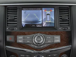 Infiniti  16