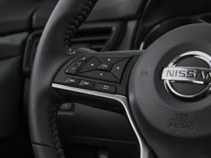 Nissan  19