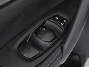 Nissan  24