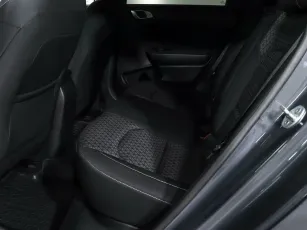 Kia  14