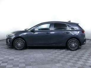 Kia  3