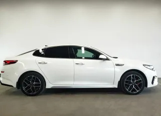 Kia  4