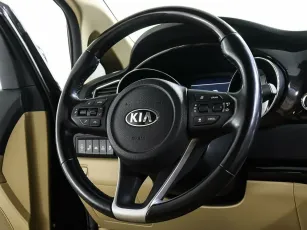 Kia  12