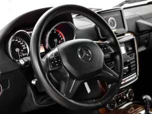 Mercedes-Benz  9