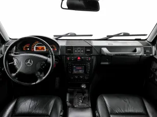 Mercedes-Benz  7