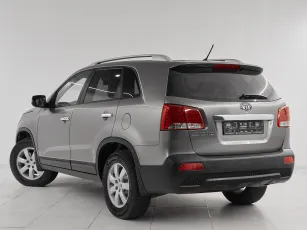 Kia  4