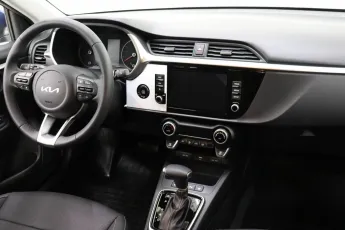 Kia  11