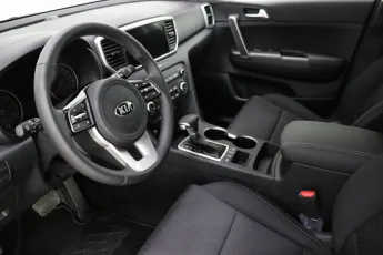 Kia  11