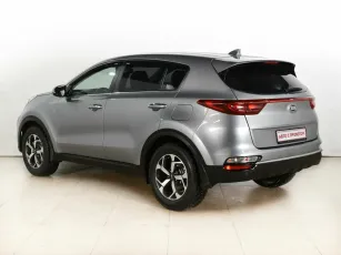 Kia  3
