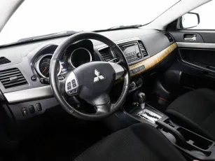 Mitsubishi  7