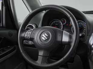 Suzuki  14