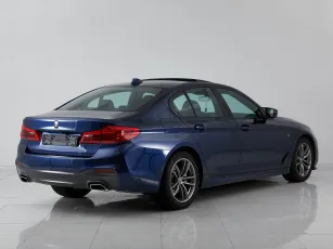 BMW  5