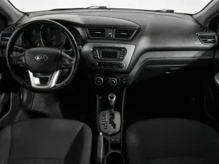 Kia  10