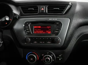 Kia  13