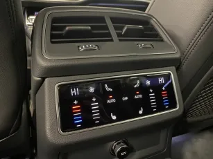 Audi  10