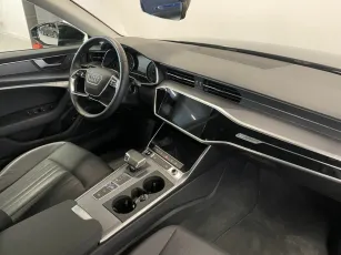 Audi  9