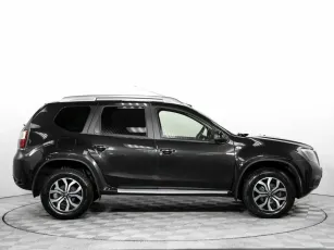 Nissan  4