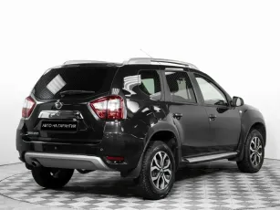 Nissan  5