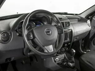 Nissan  8
