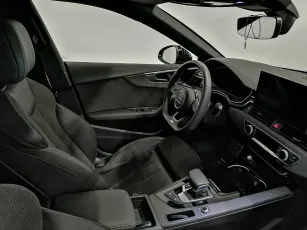 Audi  8