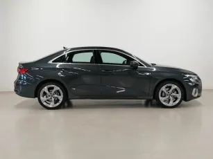 Audi  4