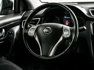 Nissan  11