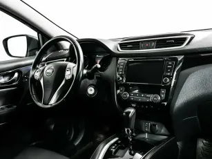 Nissan  8
