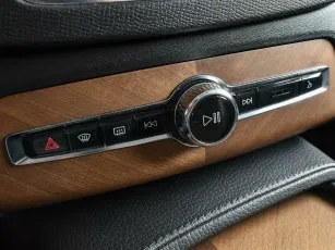 Volvo  10