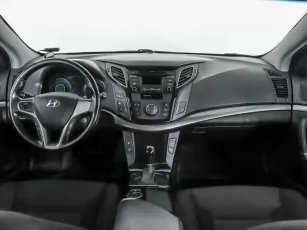 Hyundai  7