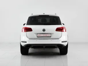 Volkswagen  6