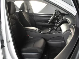 Hyundai  6