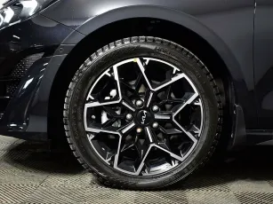 Kia  7