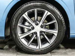 Geely  9