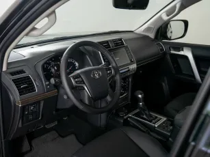Toyota  7