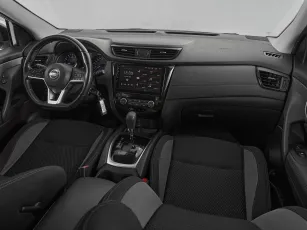 Nissan  9