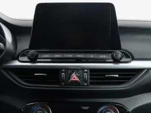 Kia  12