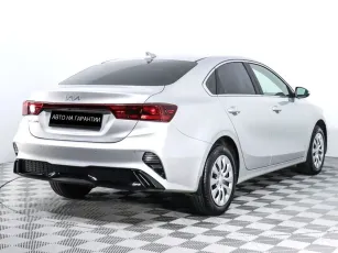 Kia  5